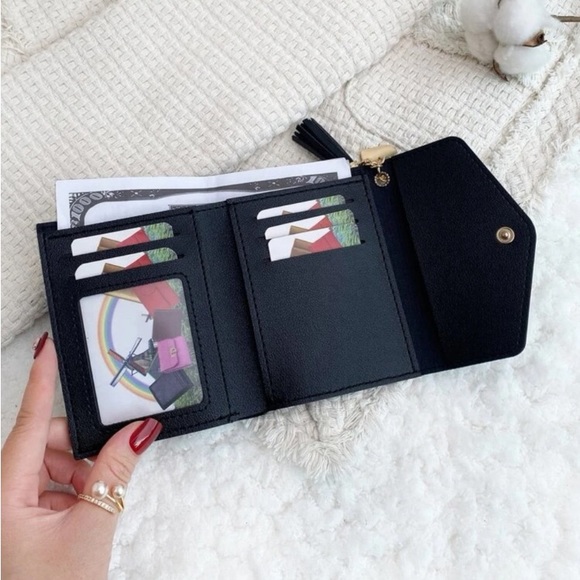 Black Mini Envelope Wallet - Picture 2 of 4